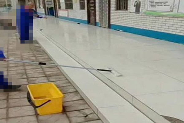 学校瓷砖台阶防滑