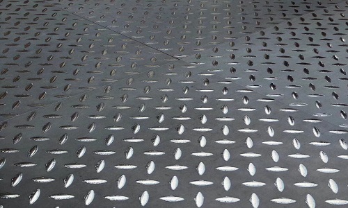 1646878447299725.jpeg 钢板地砖.jpeg